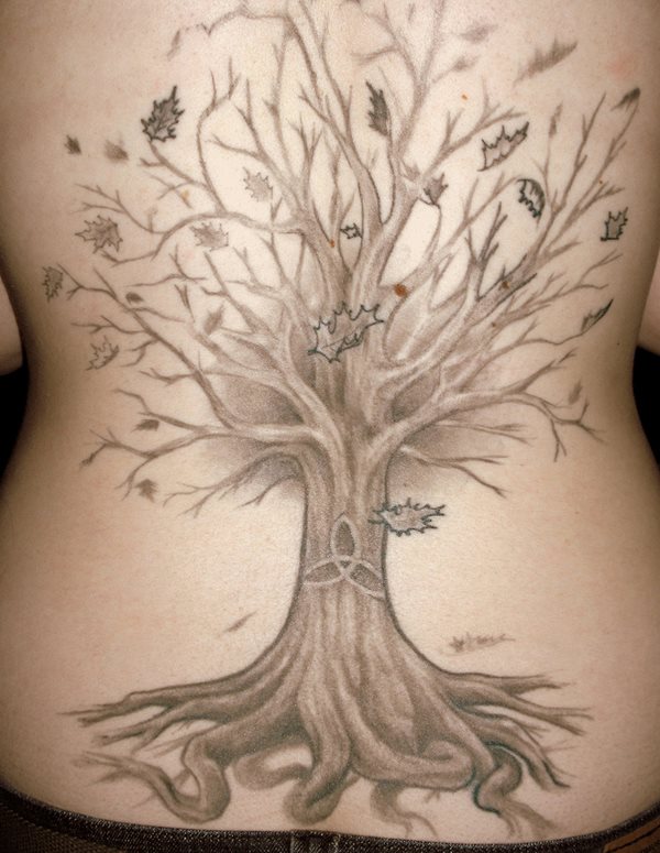 tatuaggio albero 18