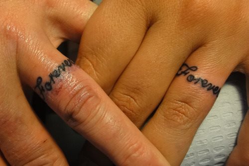 80 Tatuaggi Di Anelli E Alleanze Per Coppie