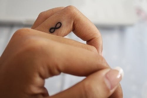 tatuaggio anello 38