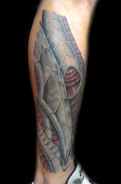 tatuaggio biomeccanico 19