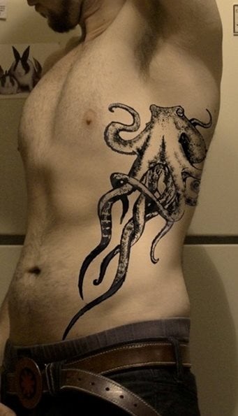 tatuaggio fianco 27