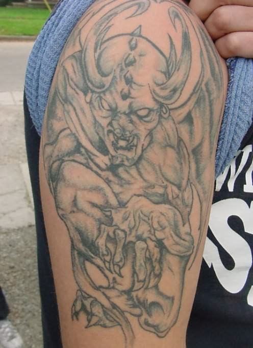 tatuaggio gargoyle 18