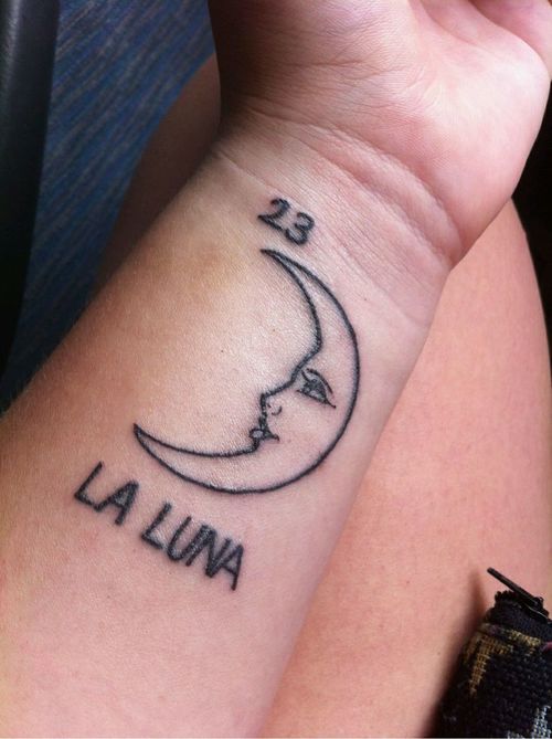 tatuaggio luna 43