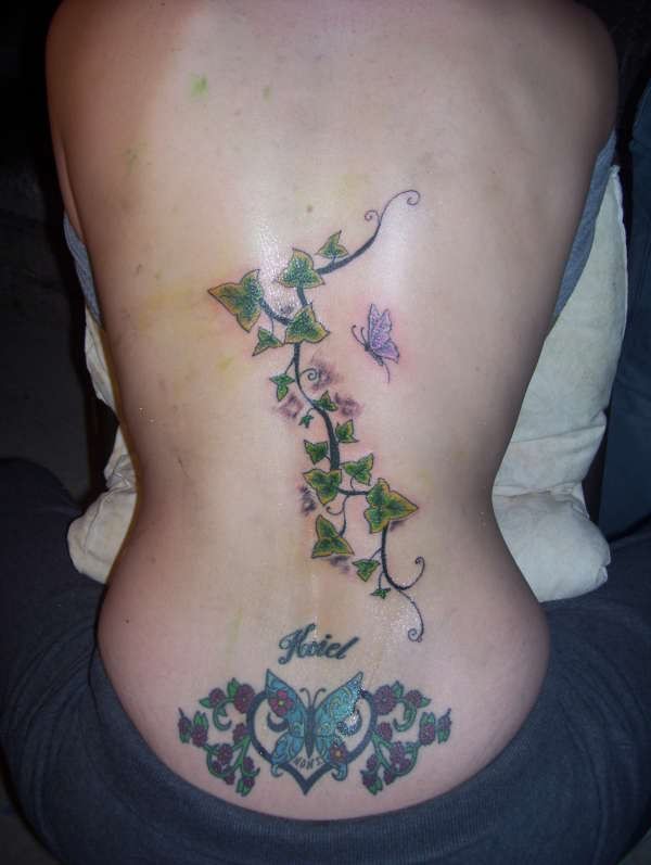 tatuaggio pianta rampicante 56