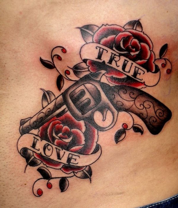 tatuaggio pistola 24