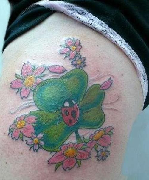 tatuaggio trifoglio 22