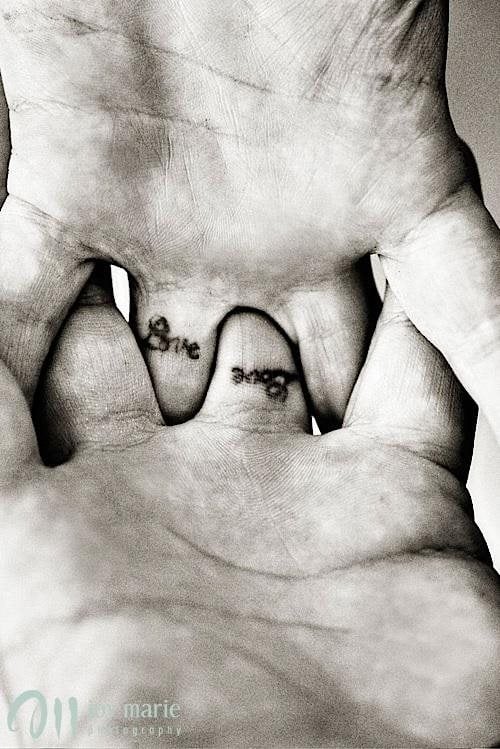 04 tatuaggio anello coppia