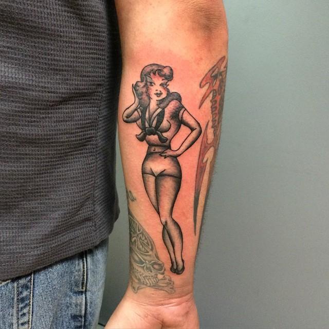 tatuaggio braccio di uomo 179