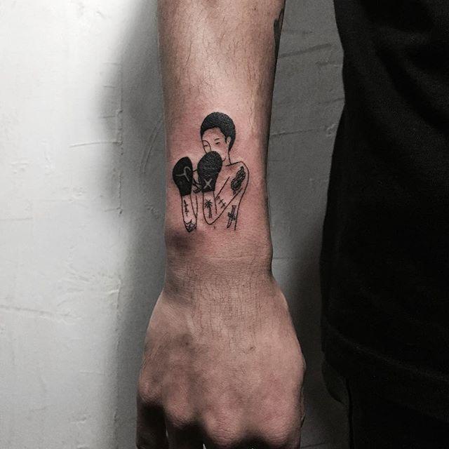 tatuaggio braccio di uomo 21