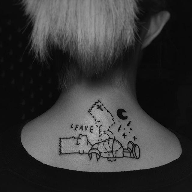 tatuaggio dietro per donna 05