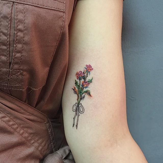 tatuaggio fiore 121