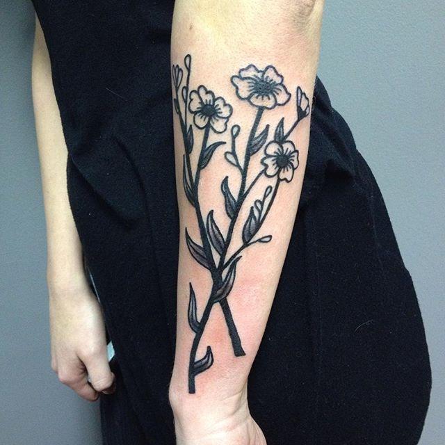 tatuaggio fiore 137