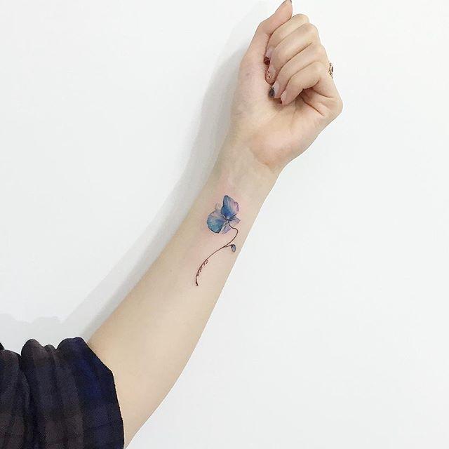 tatuaggio fiore 139