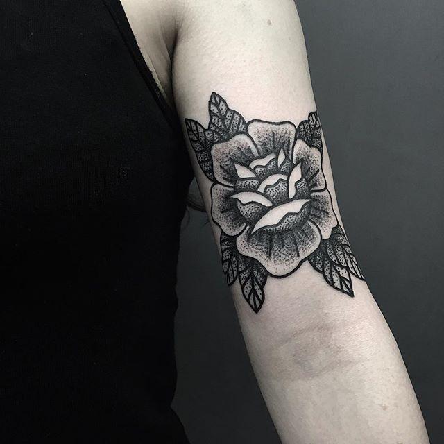 tatuaggio fiore 15