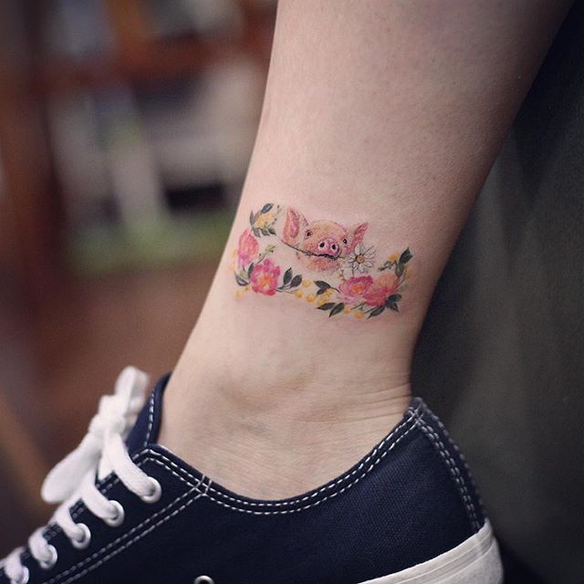tatuaggio gamba donna 197
