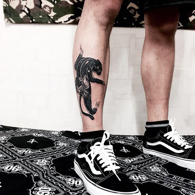 tatuaggio uomo gamba 05