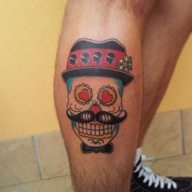 tatuaggio uomo gamba 117