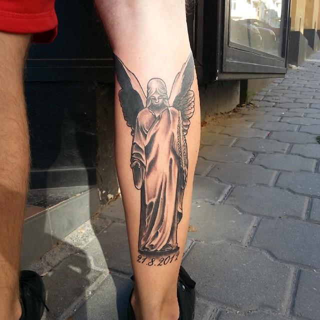 tatuaggio uomo gamba 127