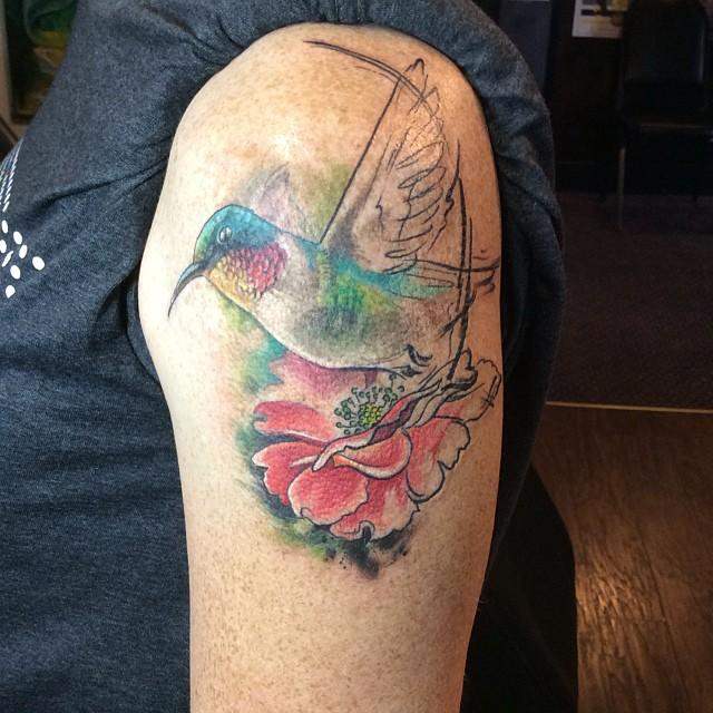 tatuaggio colibri 129