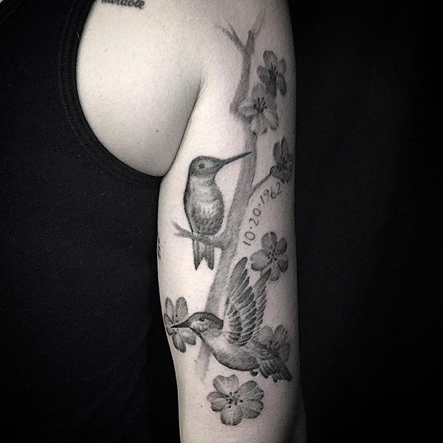 tatuaggio colibri 37