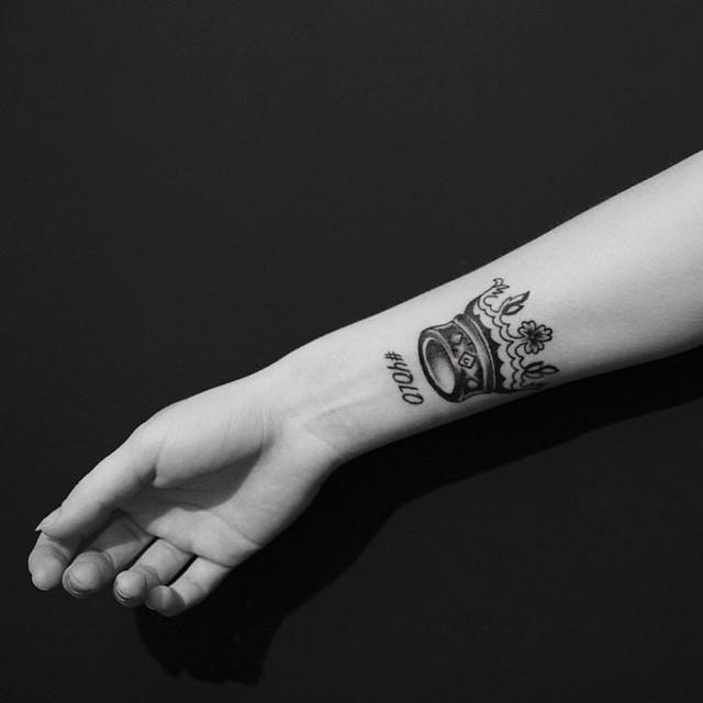 tatuaggio corona 129