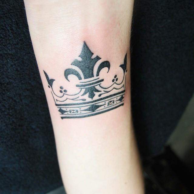 tatuaggio corona 137