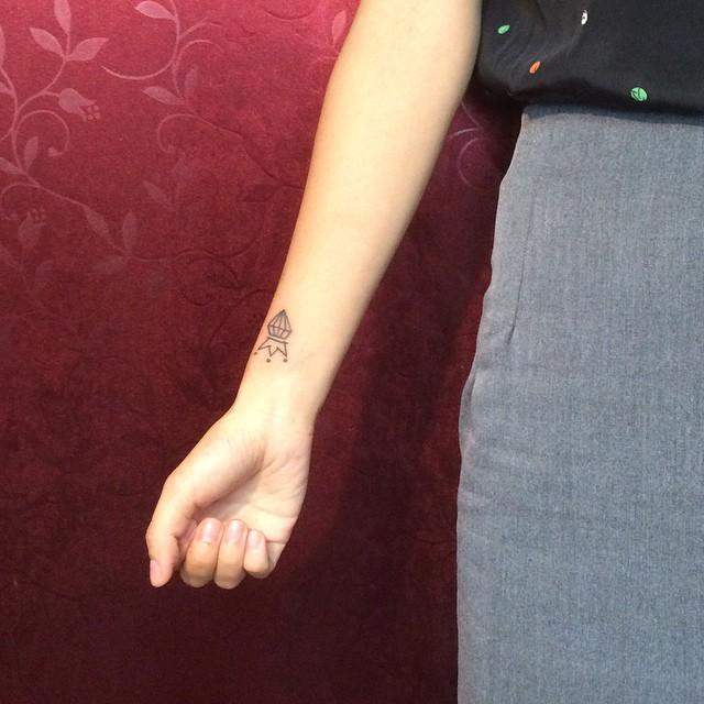 tatuaggio corona 93