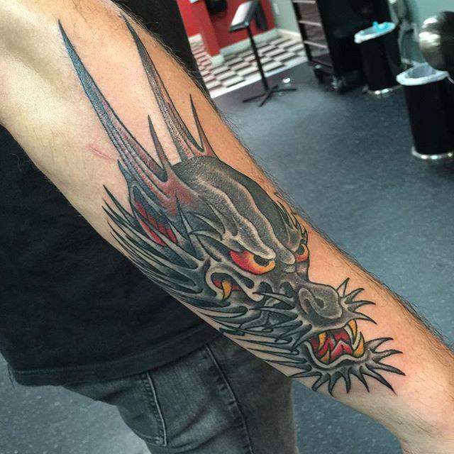 tatuaggio drago 93