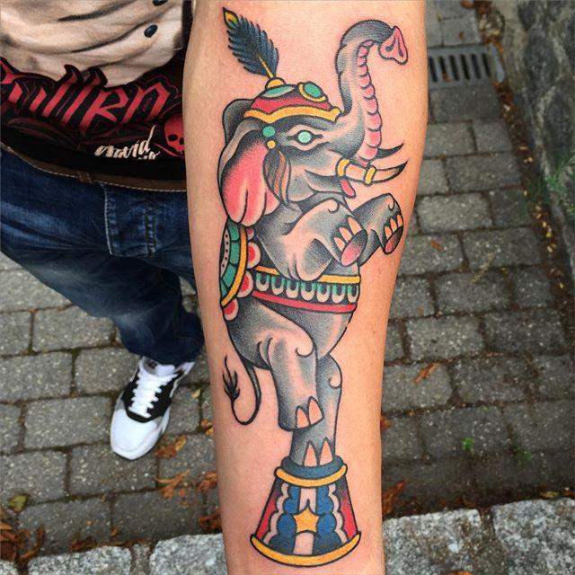 tatuaggio elefante 61