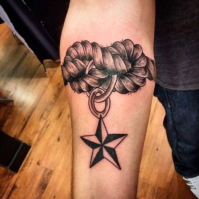tatuaggio stella 111