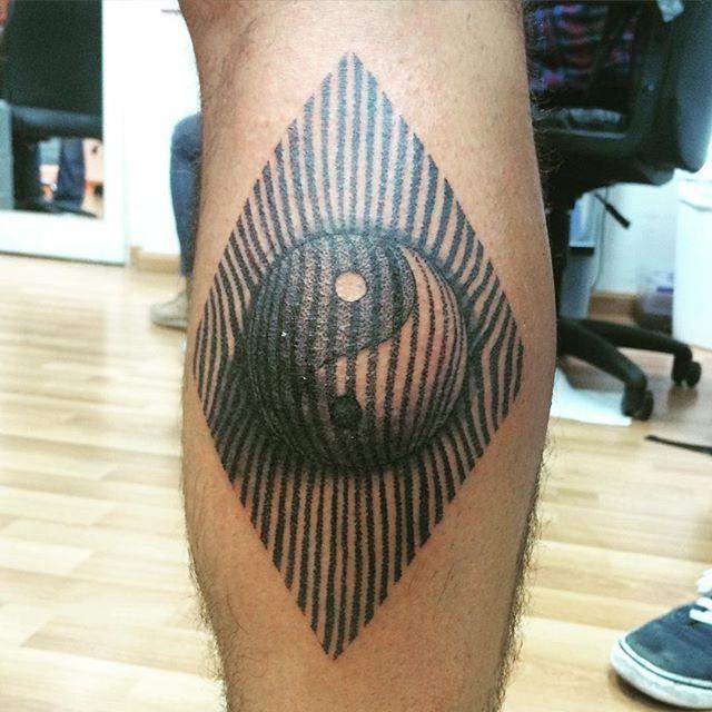 tatuaggio yin yang 83