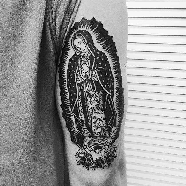 tatuaggio motivo religioso 153
