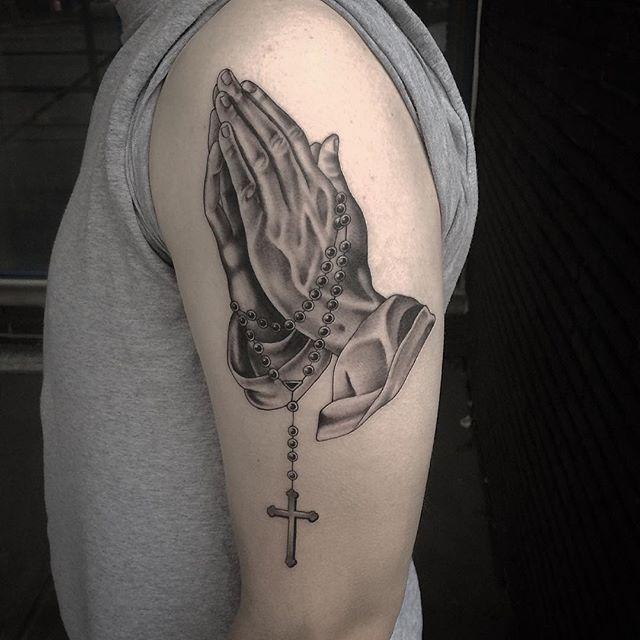 tatuaggio motivo religioso 23
