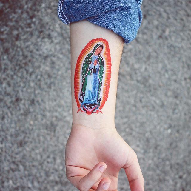 tatuaggio motivo religioso 43
