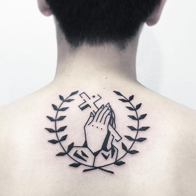 tatuaggio motivo religioso 55