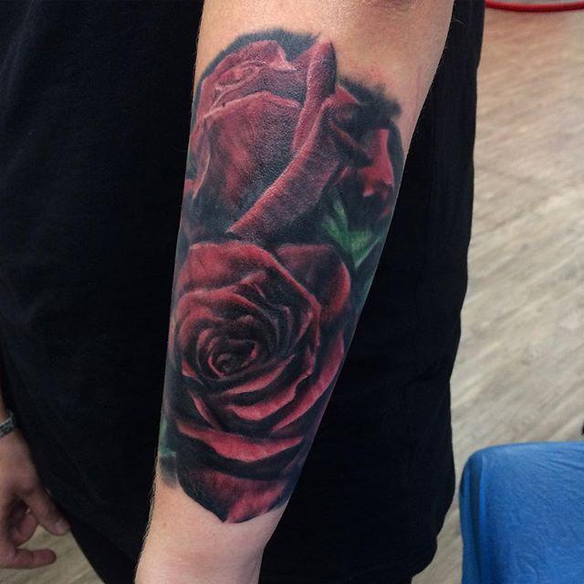 tatuaggio rosa 49