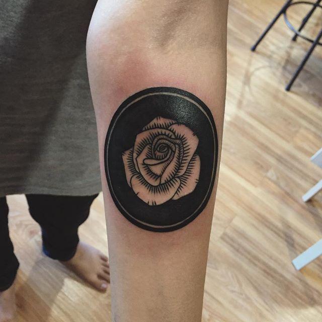 tatuaggio rosa 95