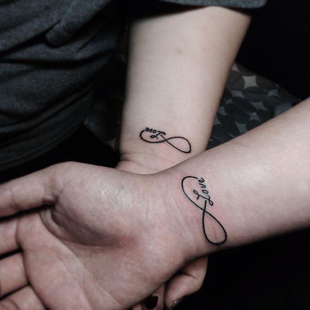 tatuaggio simbolo infinito 67