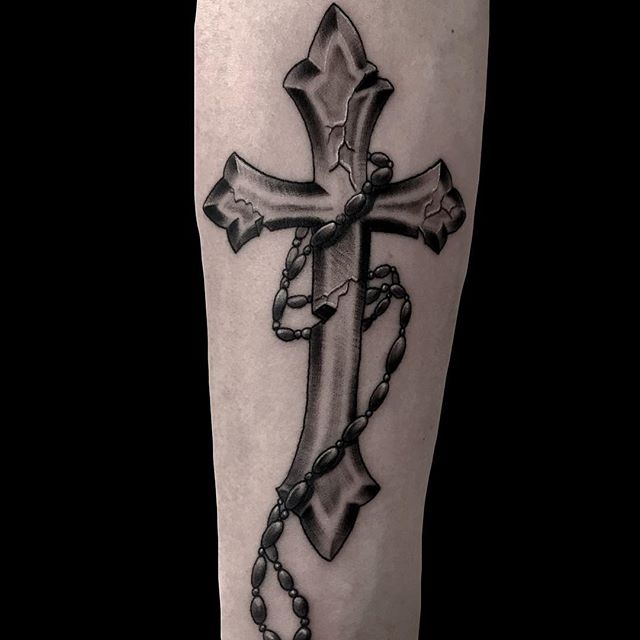 tatuaggio croce 79