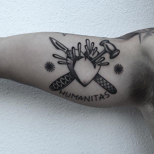 tatuaggio cuore 119