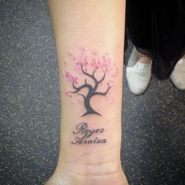 tatuaggio fiore ciliegio sakura 39