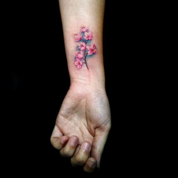 tatuaggio fiore ciliegio sakura 47