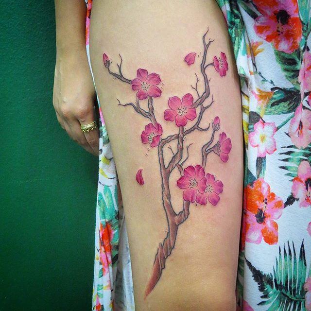 tatuaggio fiore ciliegio sakura 55
