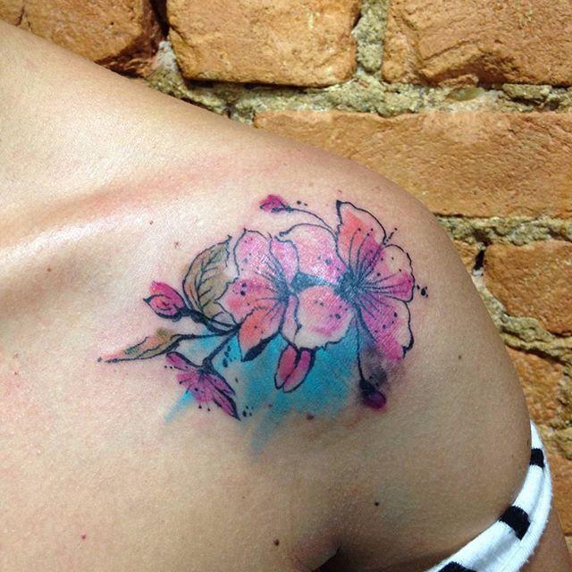 tatuaggio fiore ciliegio sakura 69