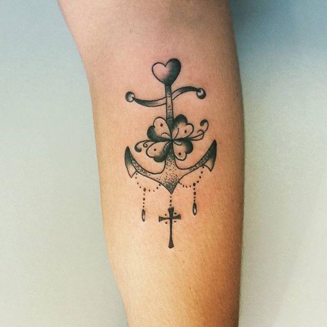 tatuaggio trifoglio 13