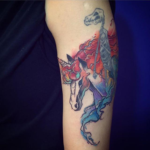 tatuaggio unicornio 139