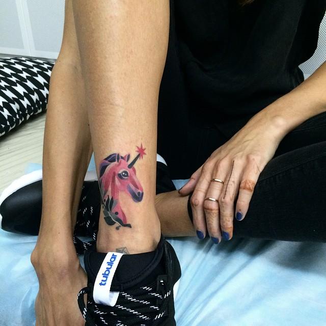 tatuaggio unicornio 99