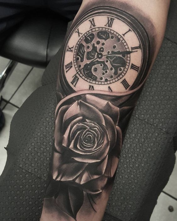 tatuaggio orologio 151
