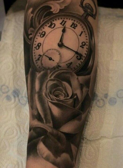 tatuaggio orologio 339
