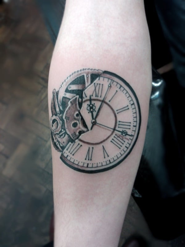 tatuaggio orologio da taschino 357